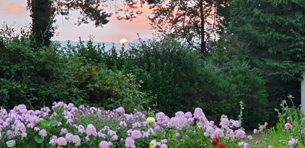 Bed and Breakfast Crown Roads Le Faouët Esterno foto